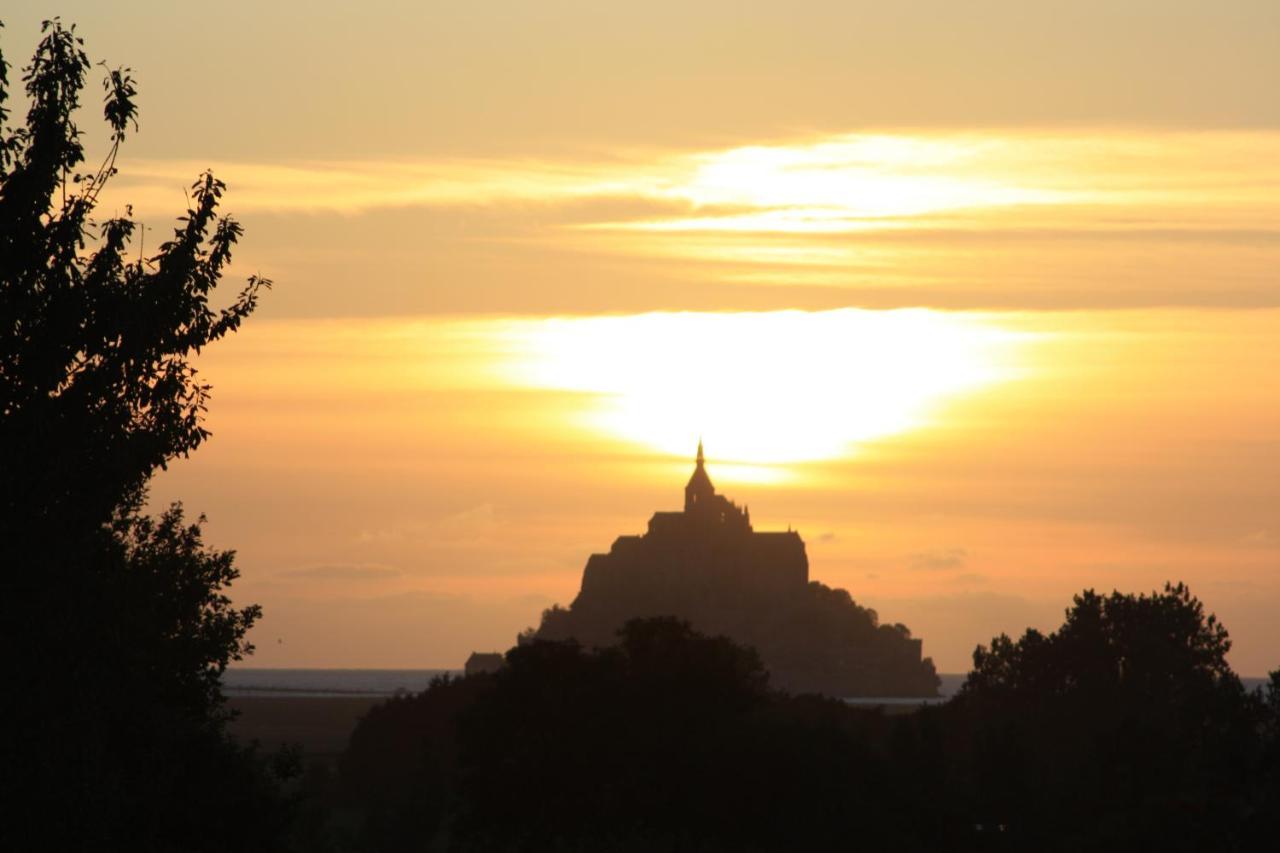 L'Aurore De La Baie, Vue Sur Le Mont-Saint-Michel Huisnes-sur-Mer Exterior foto