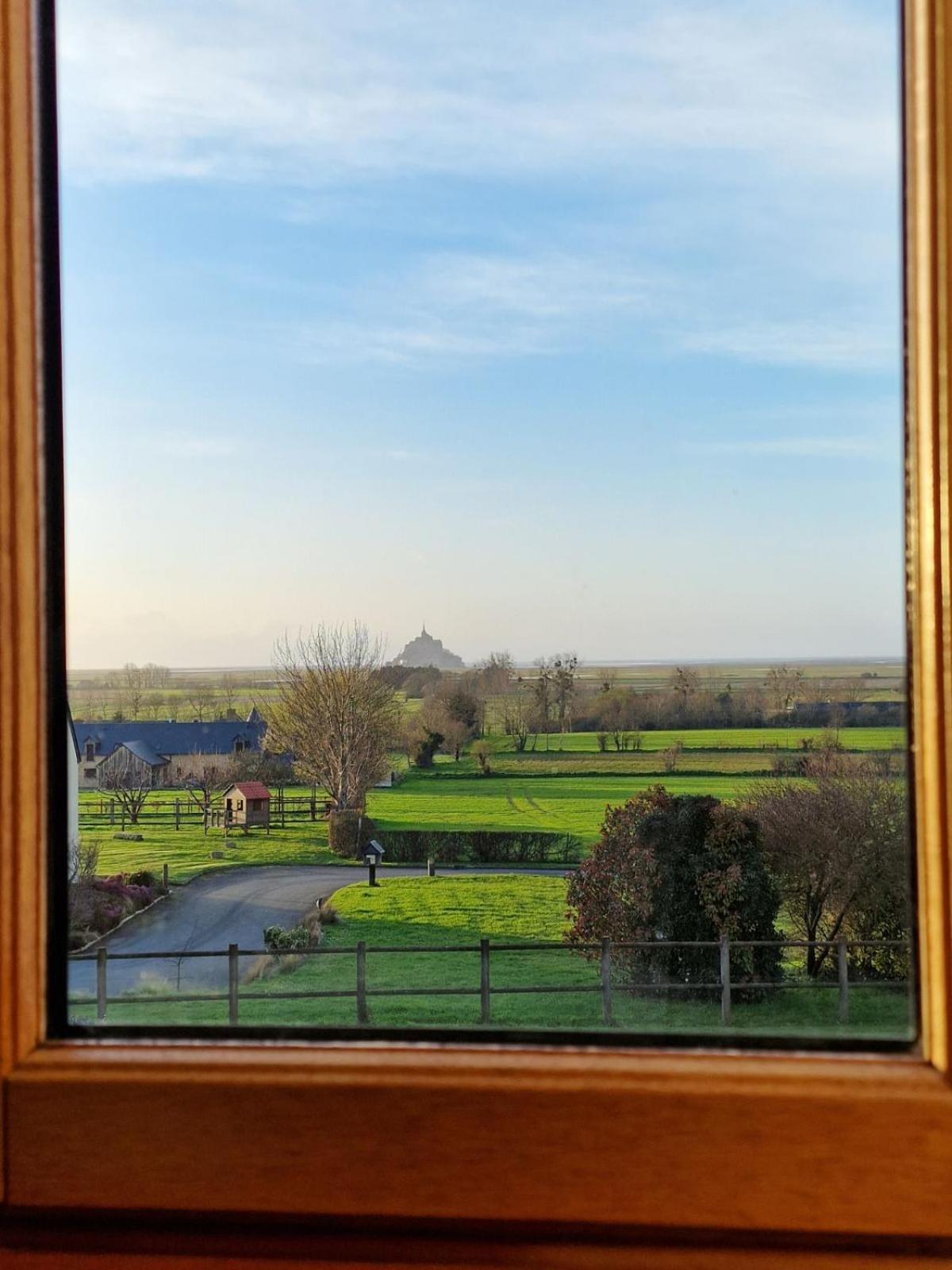 L'Aurore De La Baie, Vue Sur Le Mont-Saint-Michel Huisnes-sur-Mer Exterior foto